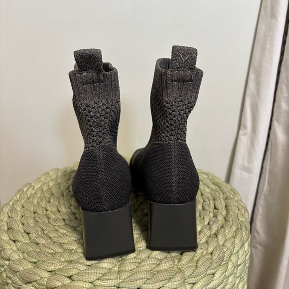 VIVAIA Melissa Lace Gray Square-Toe Perforated Knit Pull On Heeled Ankle Boots - Picture 11 of 16